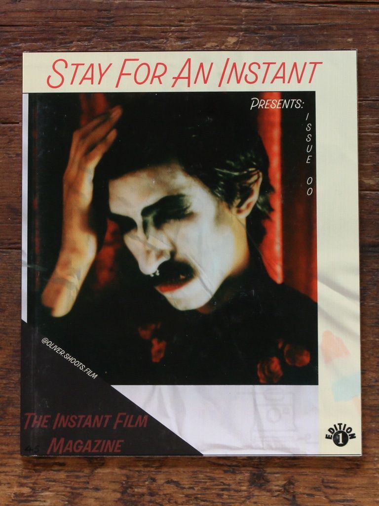 Stay For An Instant, Issue 00