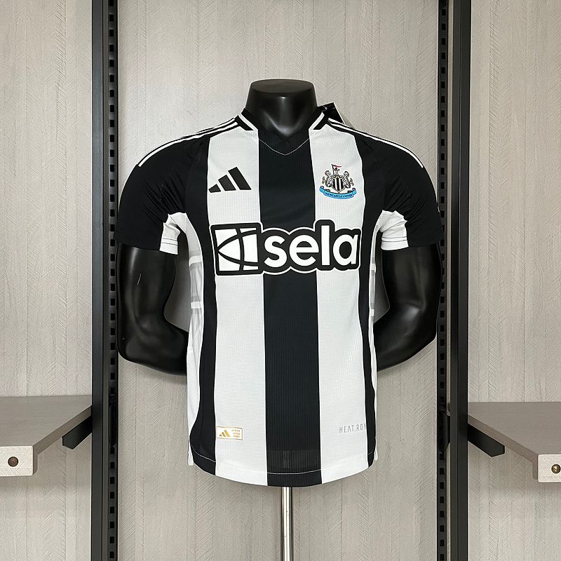 24-25 Newcastle United Home Player Kit