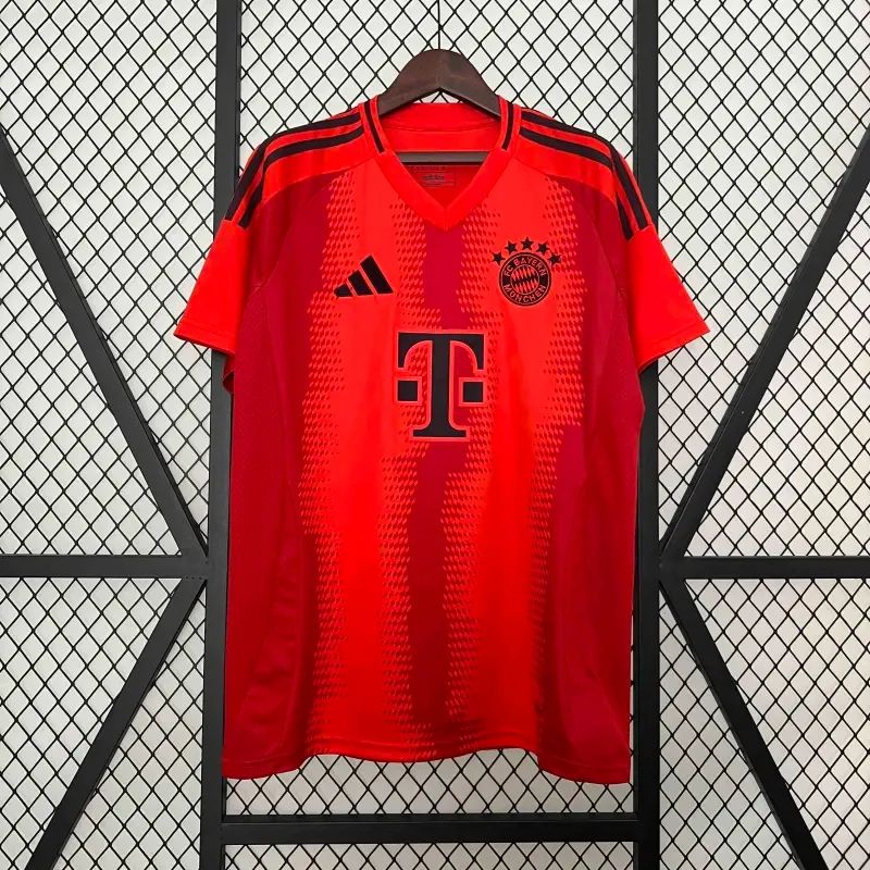24-25 Bayern Home Kit Fan Version
