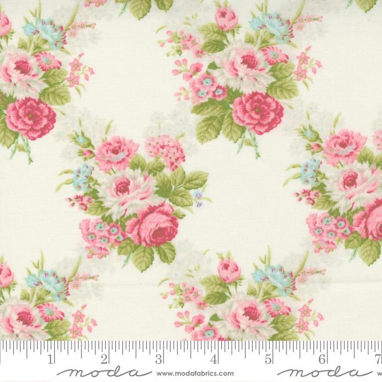 Moda Cottage Linen Closet 18730 12