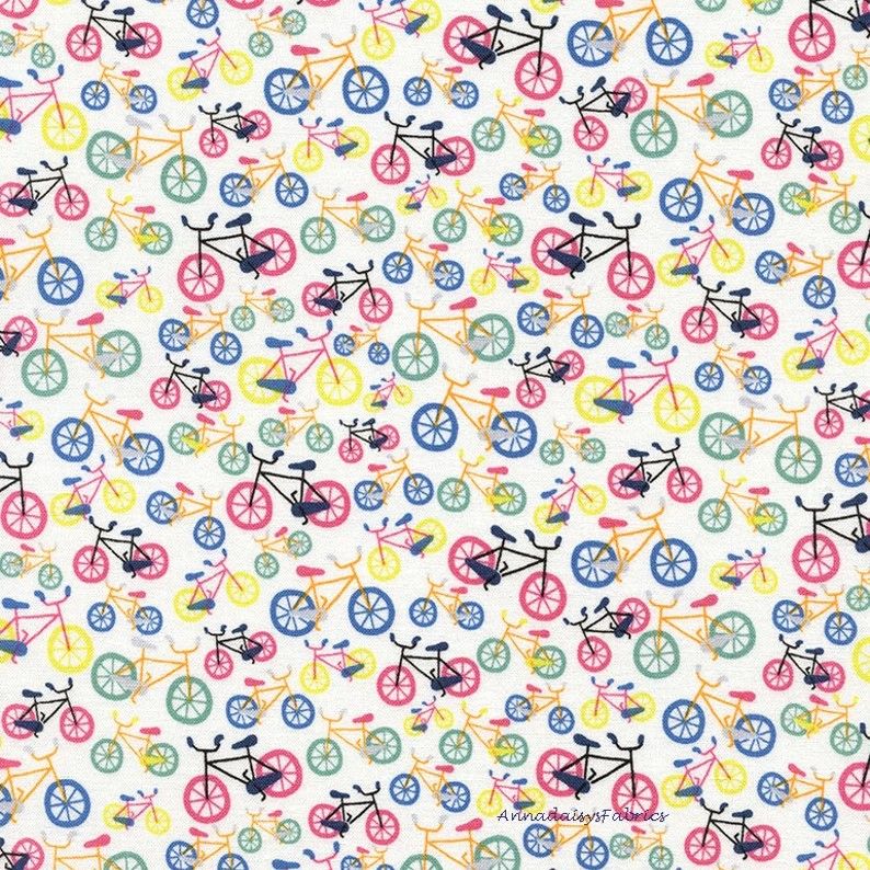 Timeless Treasures Field Day Fun C4449 White