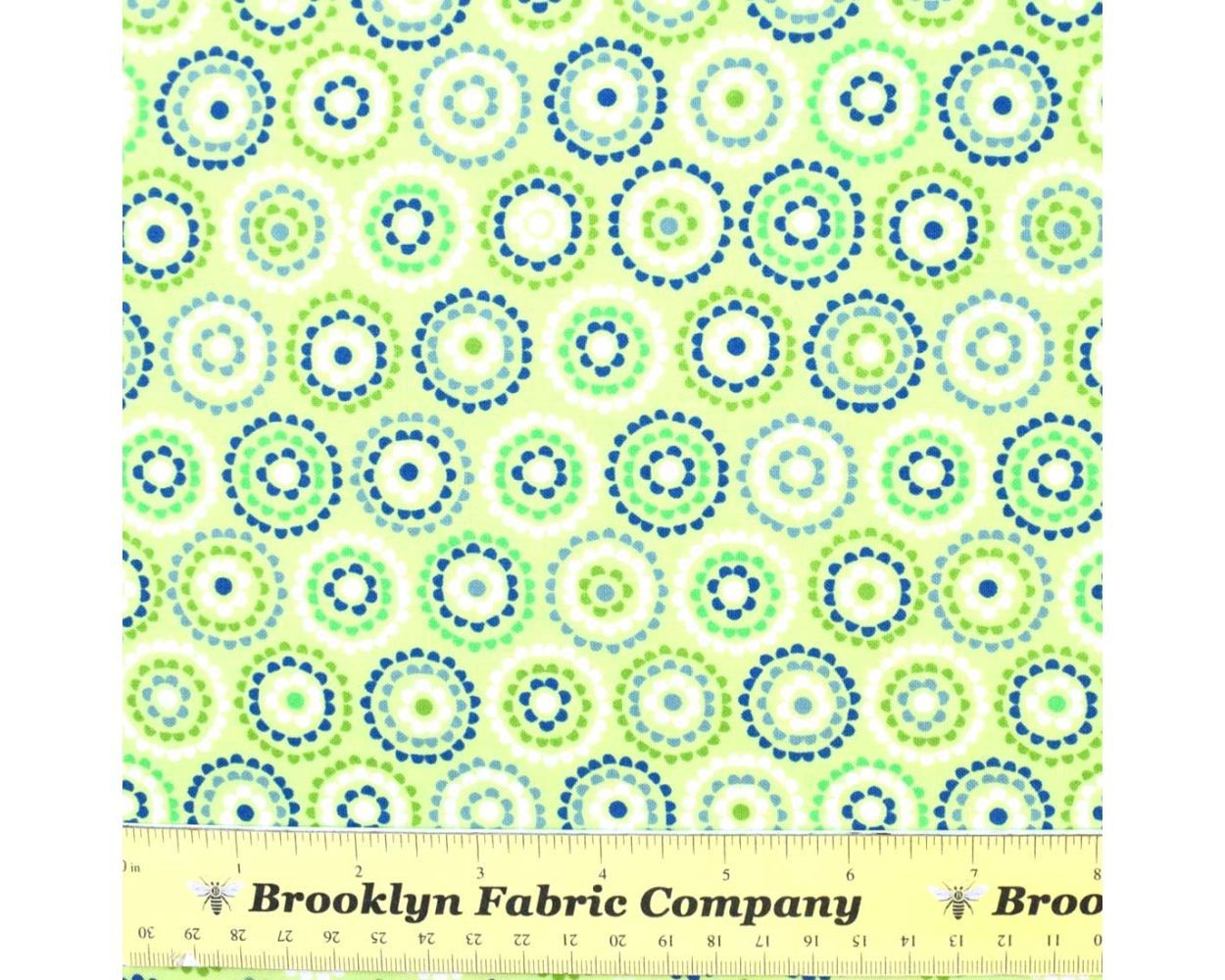 Benartex Rings Lime Daisy Up 13345-43