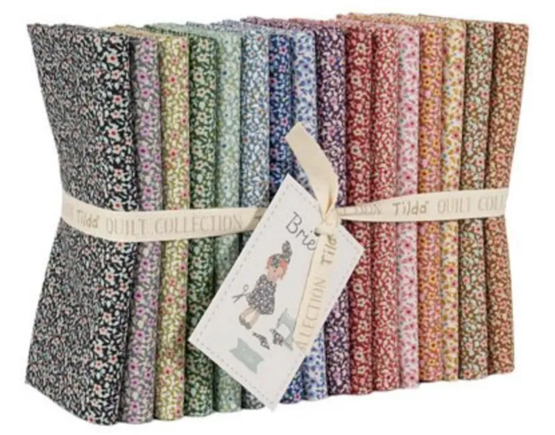 Tilda Brie Basics  16 Fat Quarter Bundle