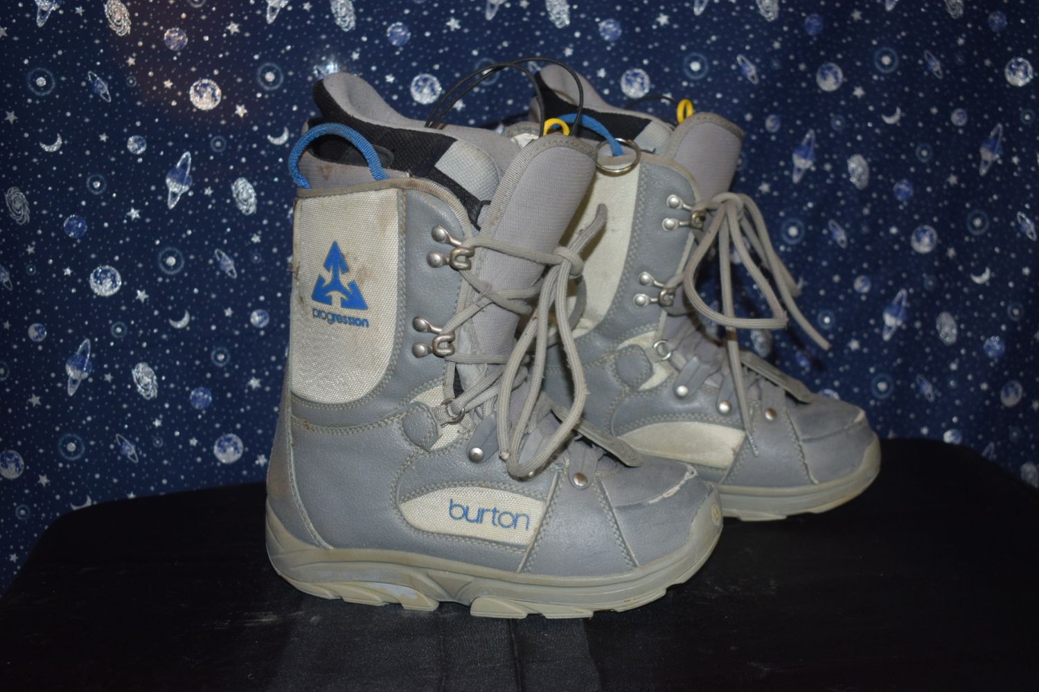 burton progression Womens 5.5 Snowboard Boots