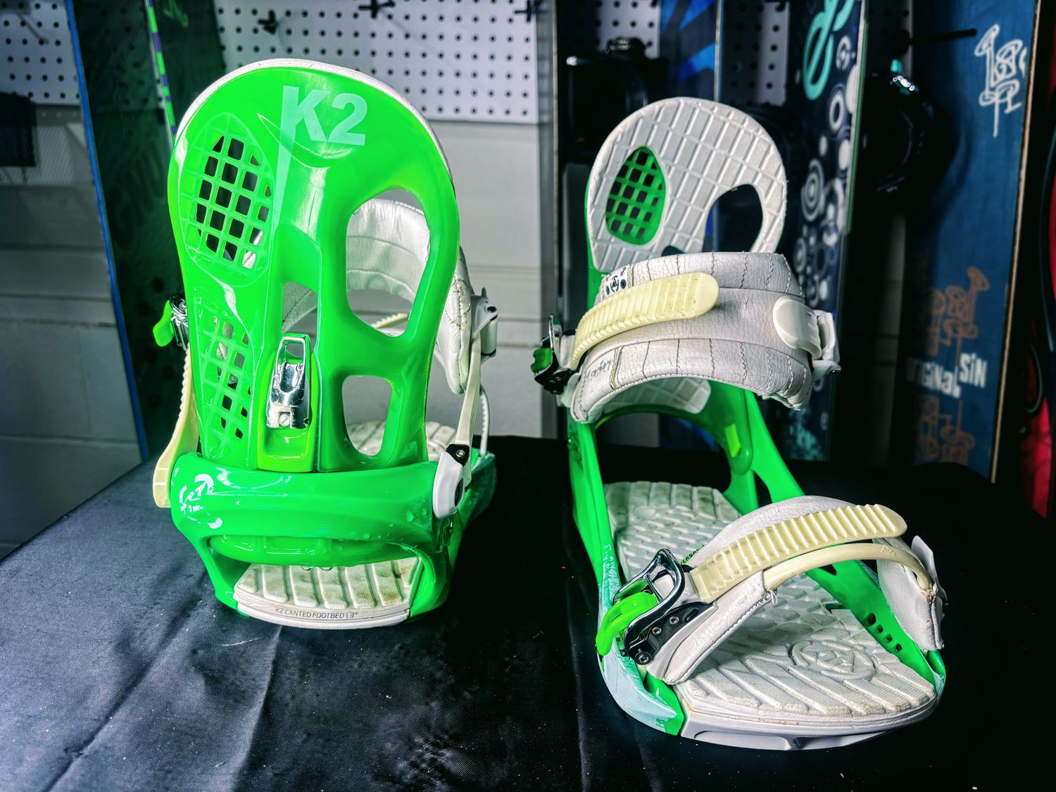 K2 Mens Large Snowboard Bindings (great)