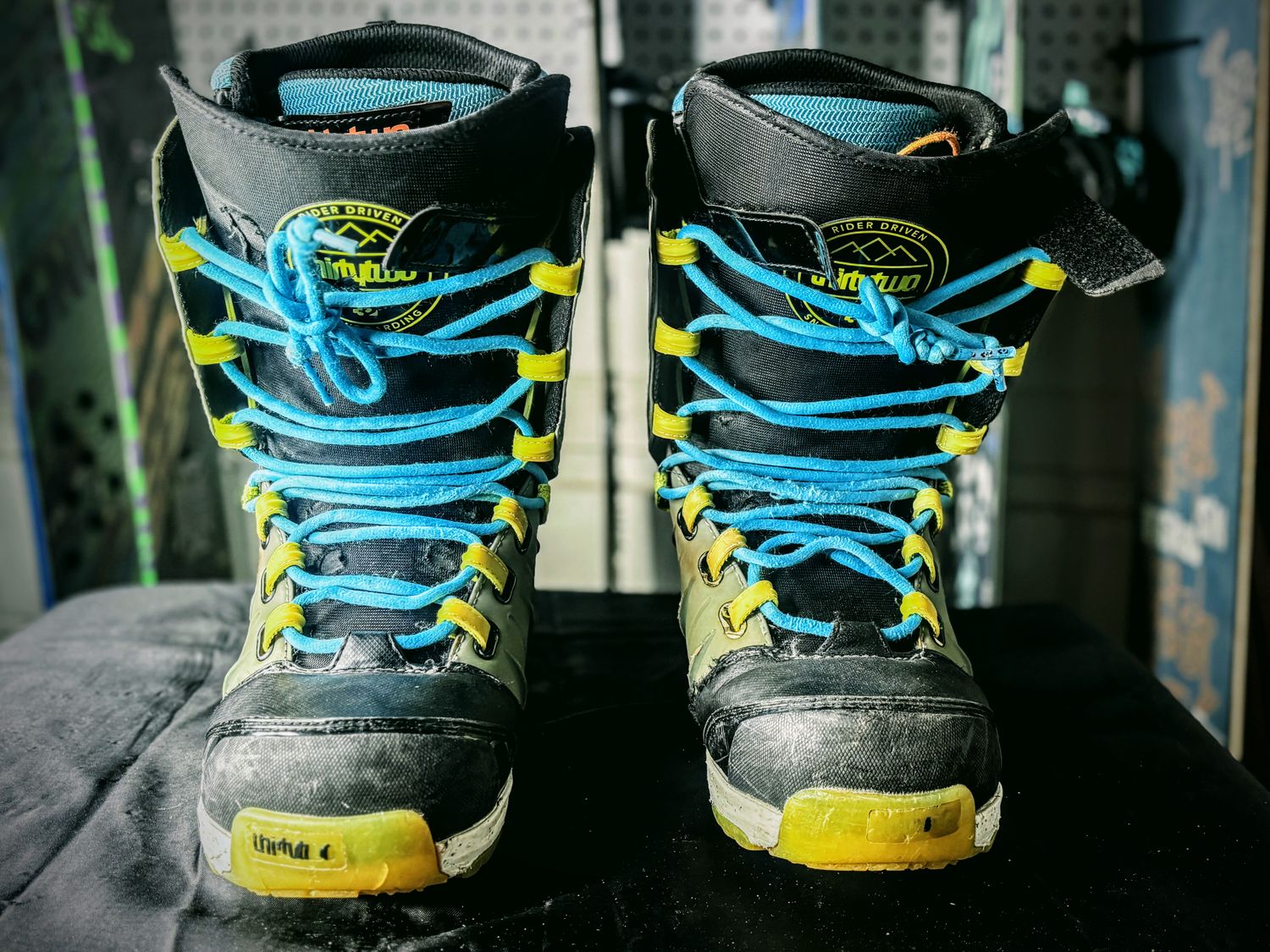 32 Men&#39;s Snowboard Boots 10.5