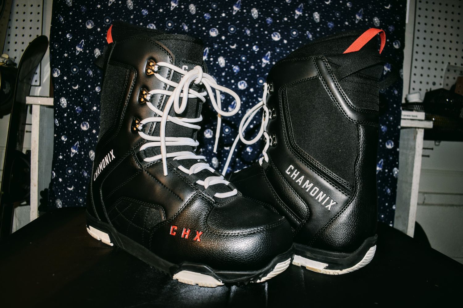 Chamonix Size 11 Snowboard boots (like new)