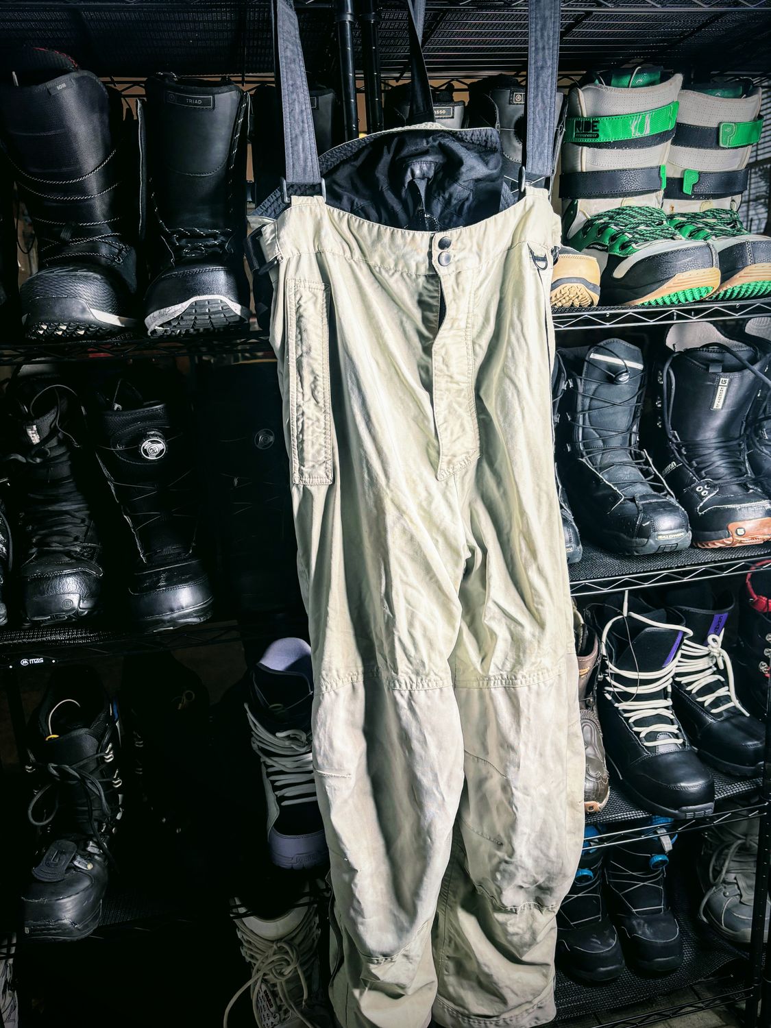 Men&#39;s White Medium Pants With Suspenders