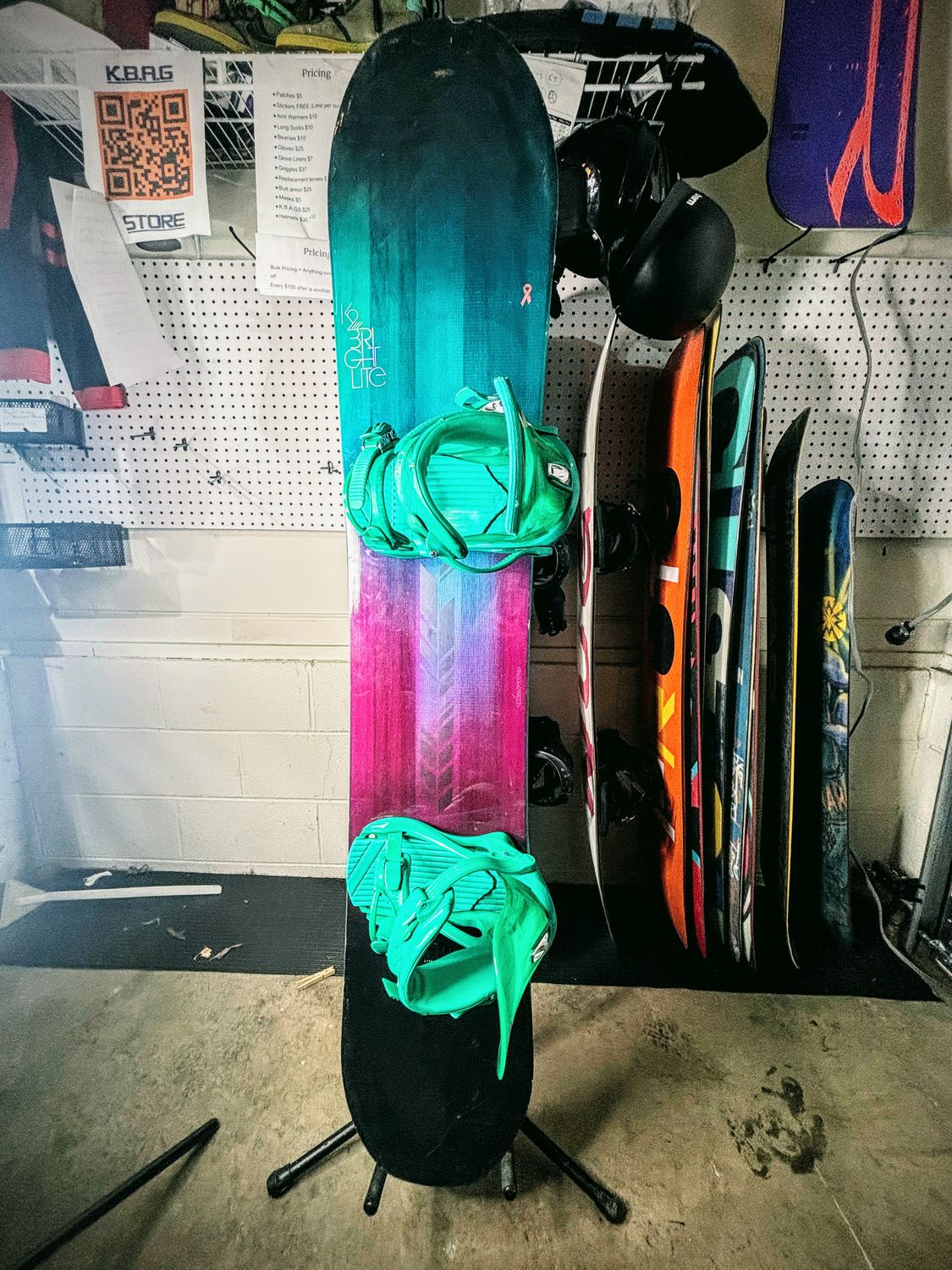 K2 Bright Lite 146 CM Snowboard With K2 M/L Bindings (great)