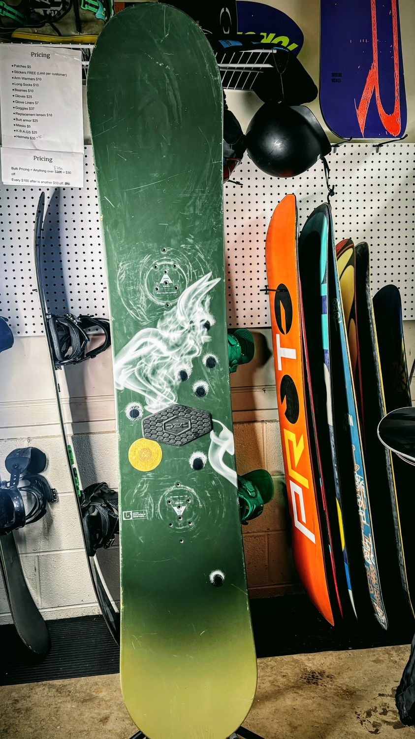 Burton Canyon 164 CM Snowboard Wide