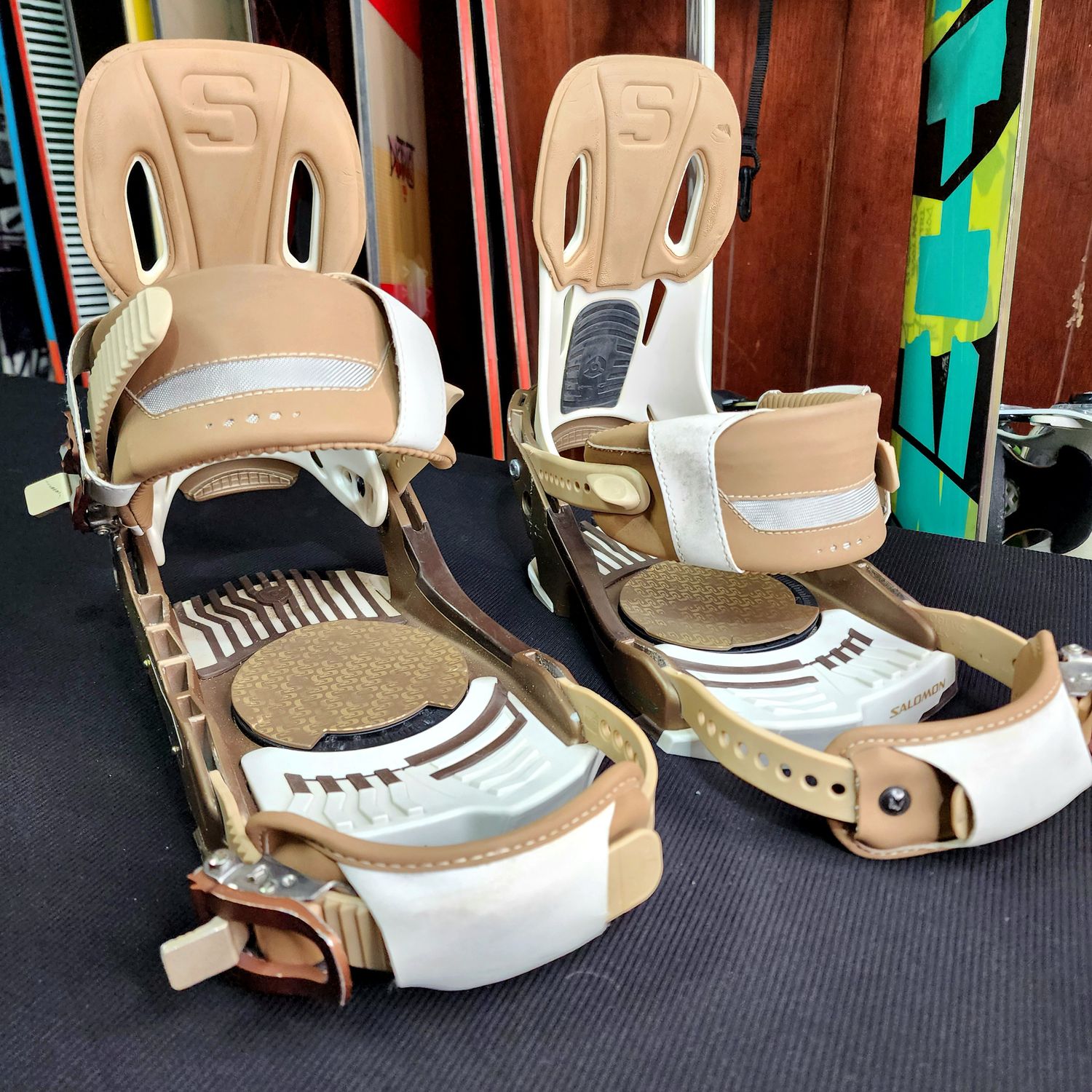 Salomon Large Bindings