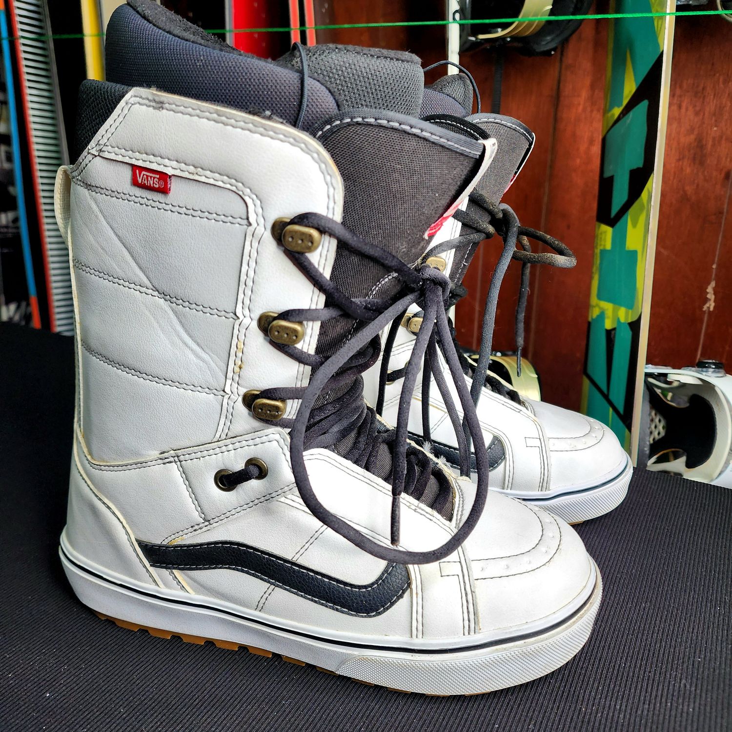 Van&#39;s Hi standard OG Men&#39;s 10 Snowboard Boots