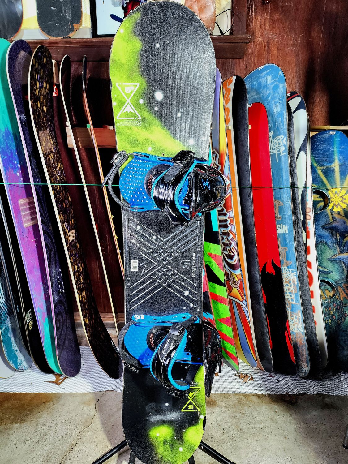 Burton LTR 130 CM with Small / Medium Bindings