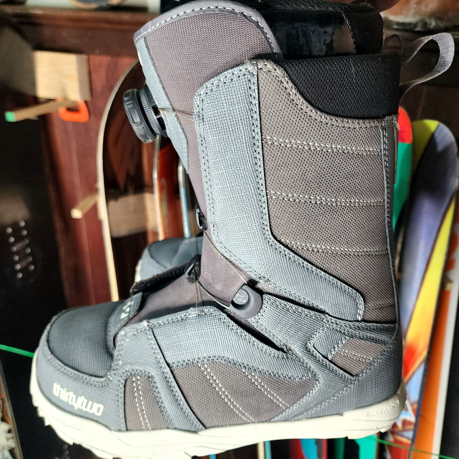 Thirty Two 9.5 BOA Snowboard boots