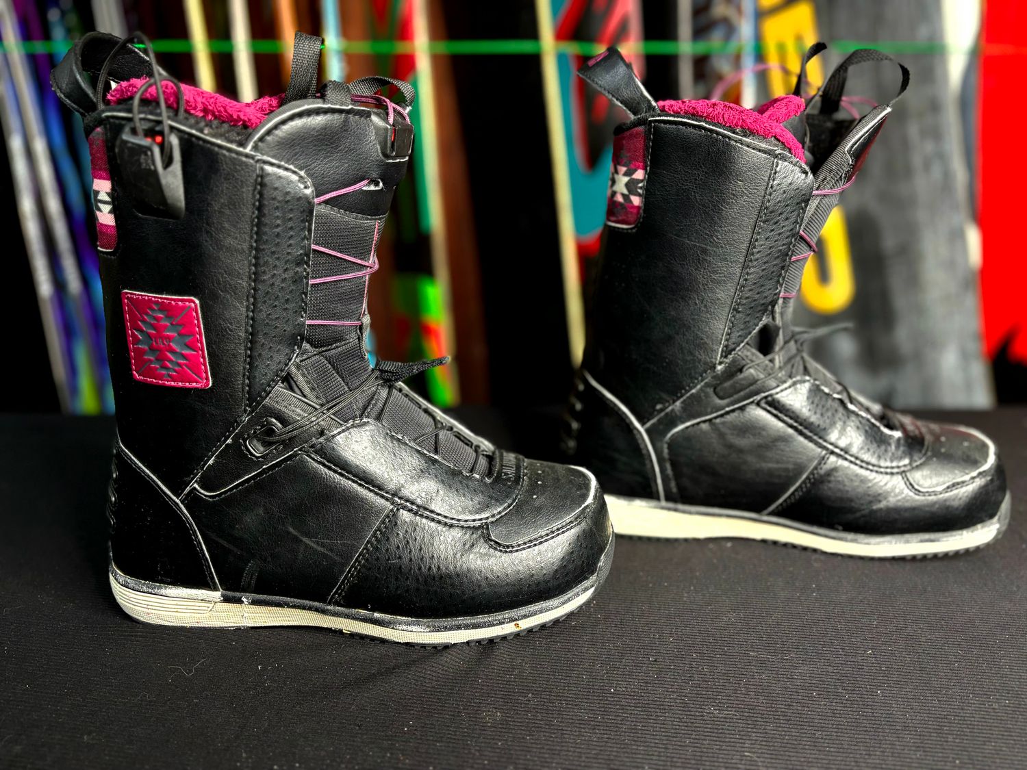 Salomon Lily 7.5 womens QuickDraw Snowboard boots