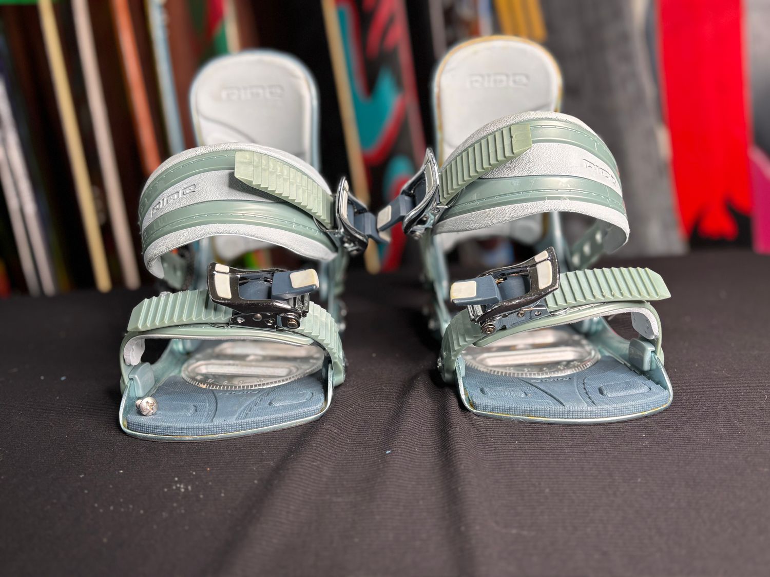 Ride womens Blue Women's Small Snowboard Bindings