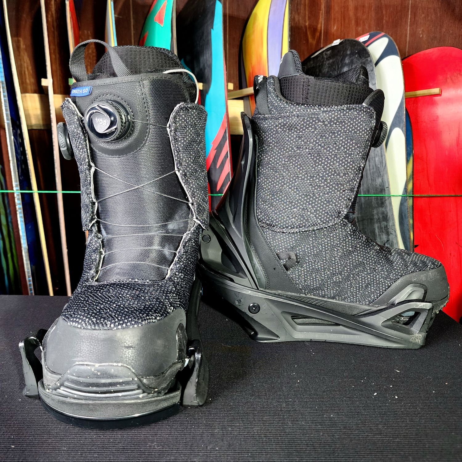 Large Step on Bindings with Mens 11 Burton Swath Double BOA Boots