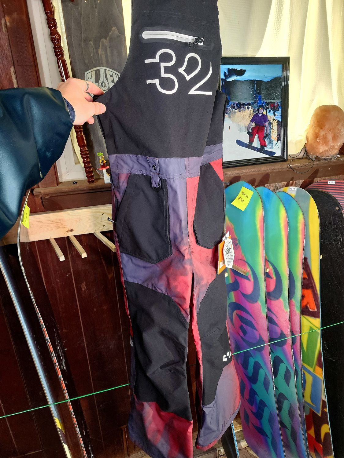 YOUTH BASEMENT BIB Size Large