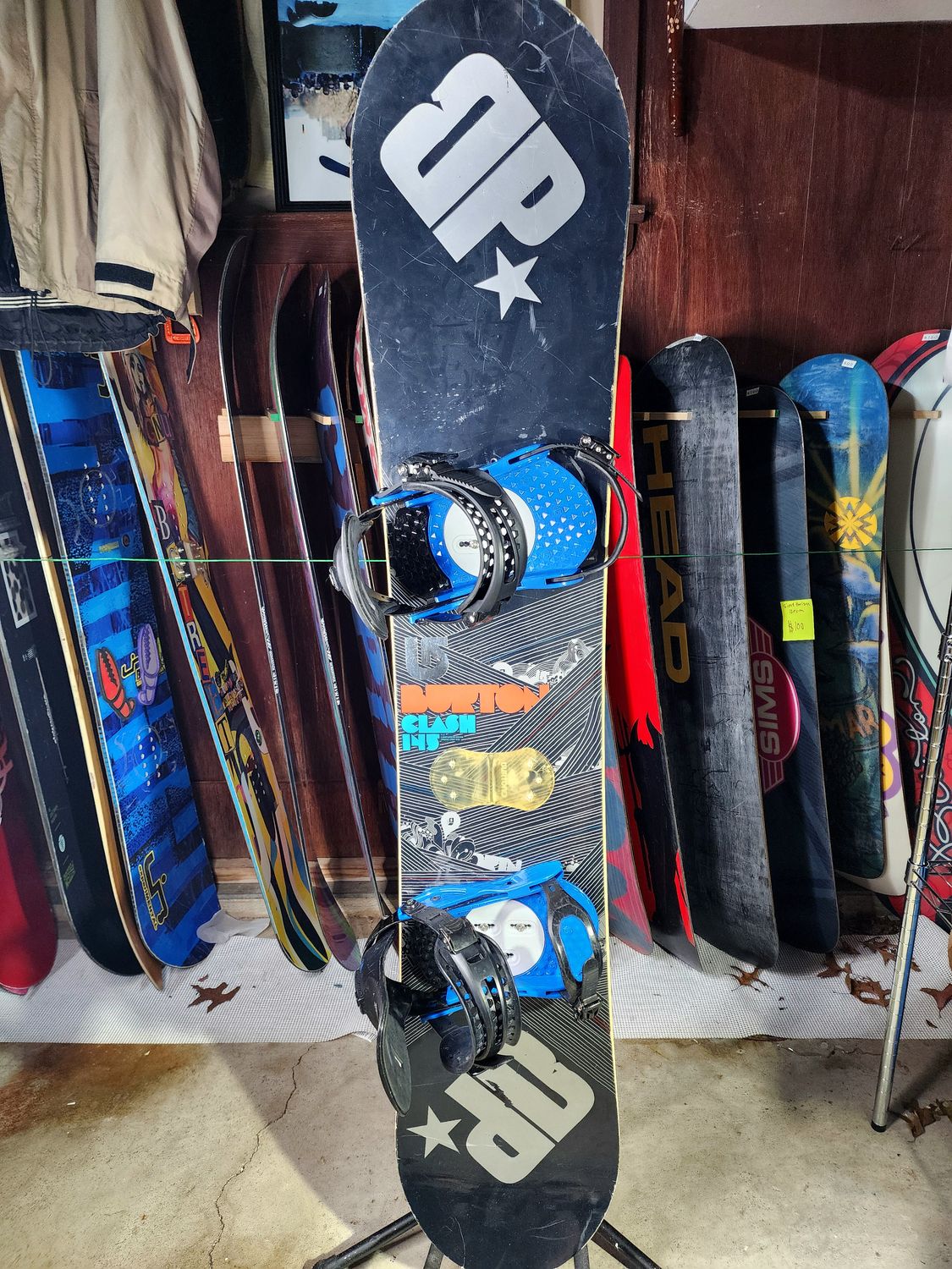 Burton Clash 145 CM Snowboard With S/M Burton Bindings