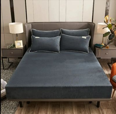 Dark Grey 3-piece Velvet