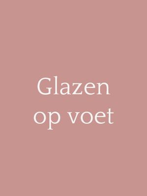 Glasses with base