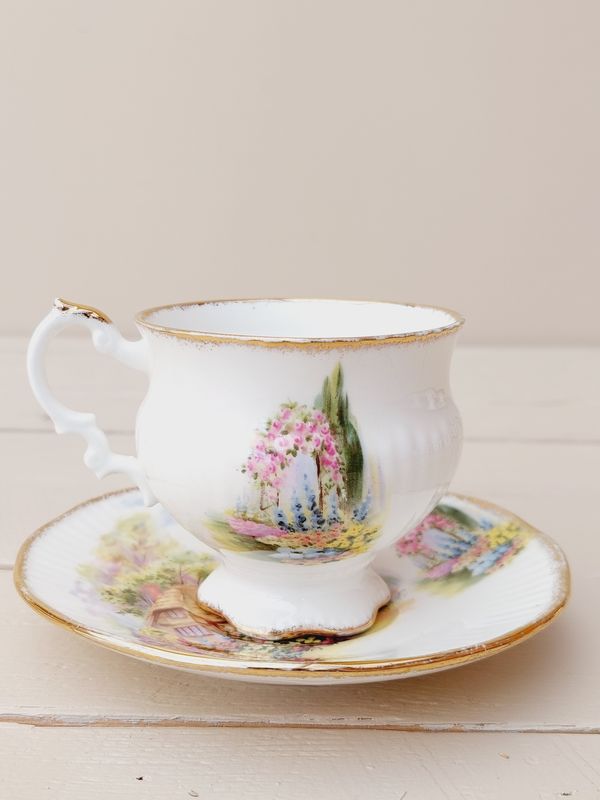 Kop met schotel Elizabethan
