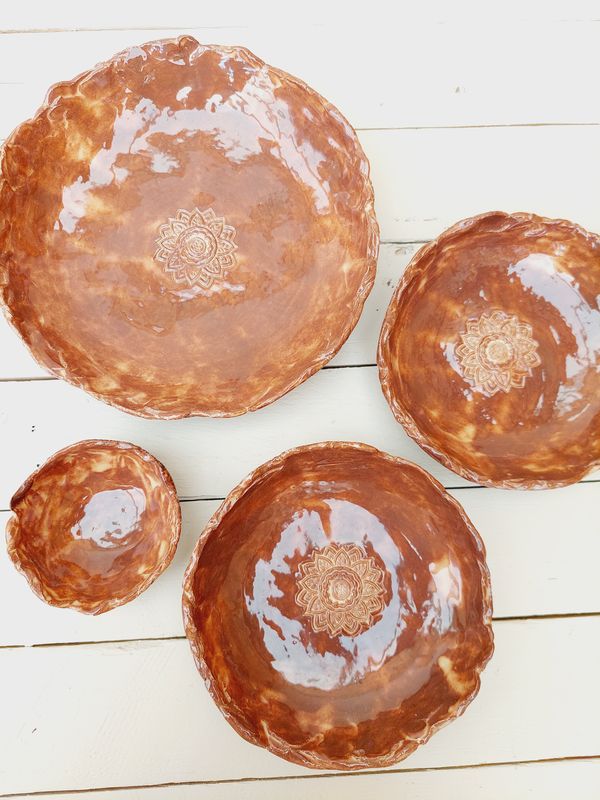 Handgemaakte keramieken schalen chocoladebruin, set van 4