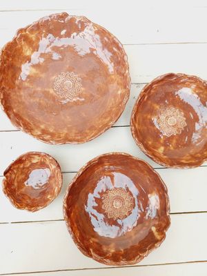 Handgemaakte keramieken schalen chocoladebruin, set van 4