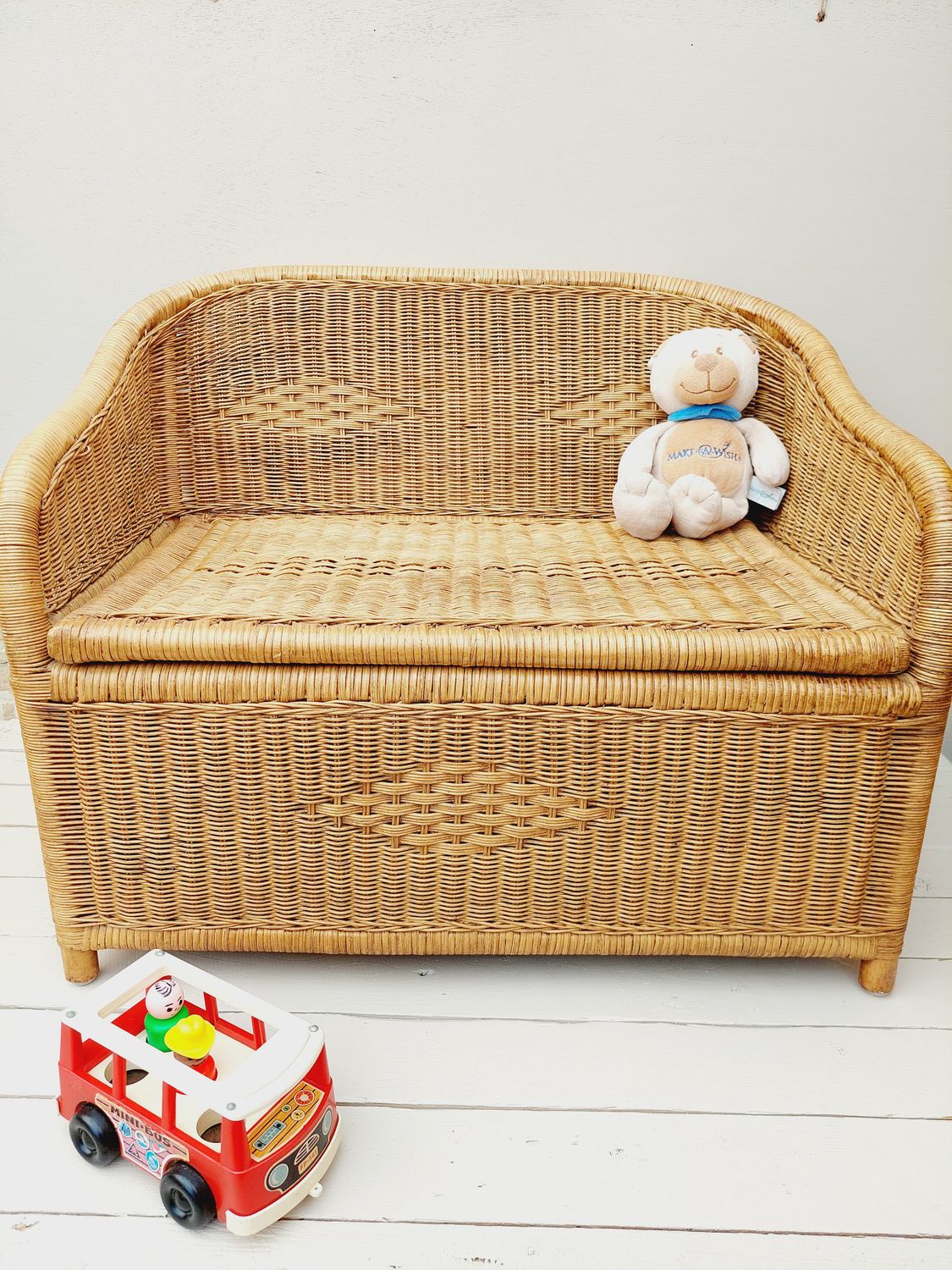 Rotan opbergbankje