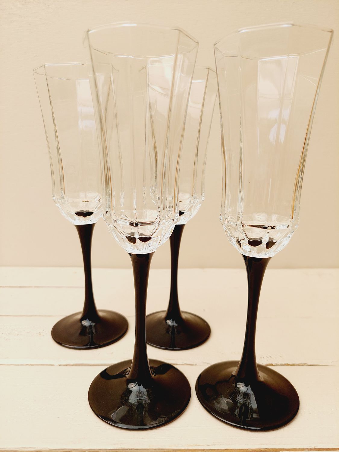 Vintage Arcoroc Luminarc France Octime champagneglas op zwarte voet, set van 4
