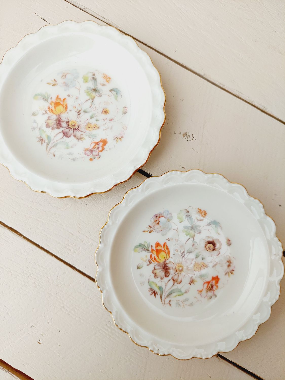 Vintage petit four bordjes Winterling crème-bloemen-gouden bloemenrand – set van 2 – 11,5 cm – theetipjes