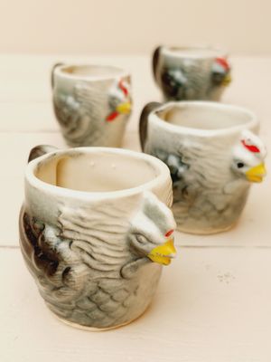 Eierdopjes keramiek grijze kip, set van 4
