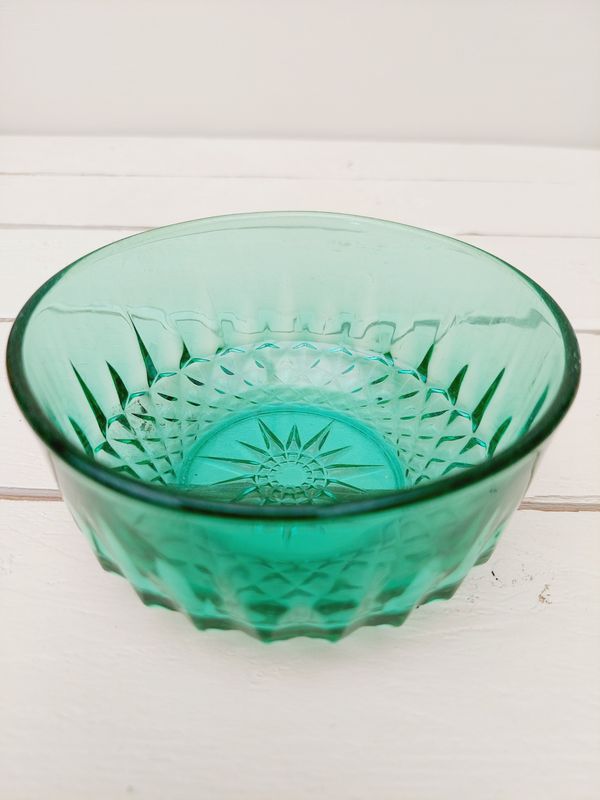 Vintage Arcoroc Emerald kommetje - smaragdgroen geslepen glas