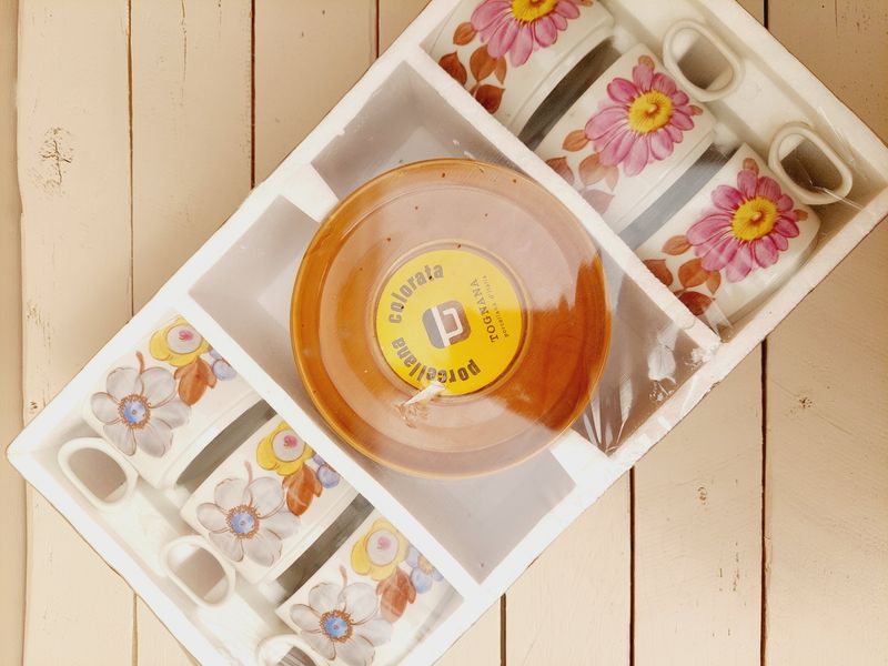 Vintage Tognana porseleinen tassen en ondertassen – set van 6 in originele doos