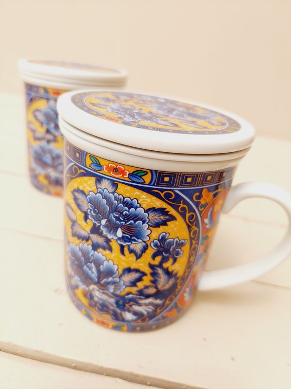 Japanse theemokken met filter en deksel – met florale decoratie, set van 2