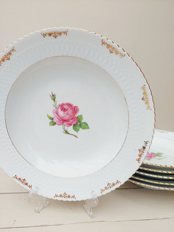 Vintage diep bord Seltmann Weiden Elisabeth – geschulpte rand, pioenroos en goud - 23 cm - set van 6