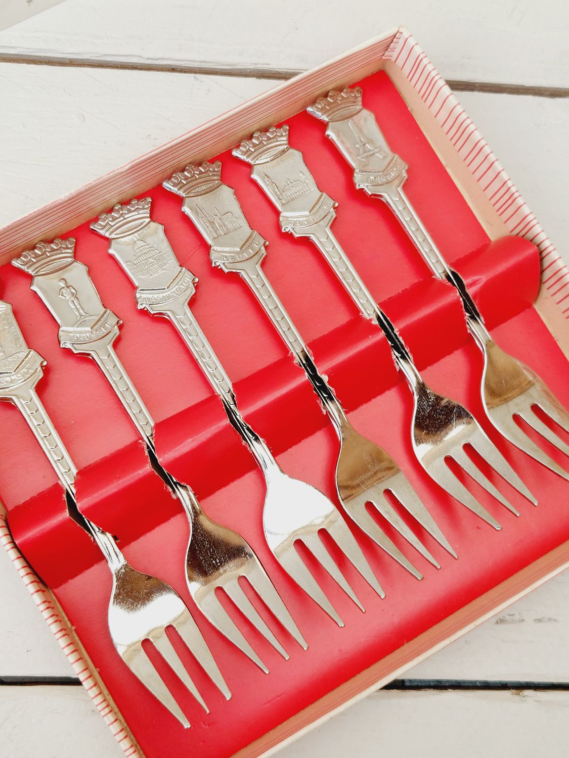Set van 6 vintage gebaksvorkjes - thema steden