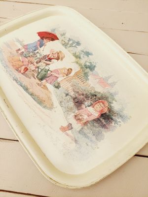 Dienblad Massily in blik met nostalgische tekening van kinderen die tuinieren - 40 x 28 cm