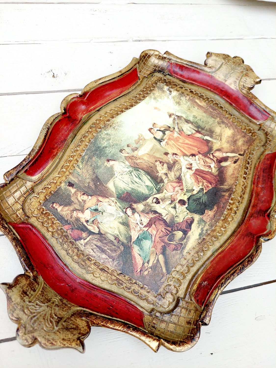 Florentijns dienblad goud en rood met handgrepen en Middeleeuwse schildering 