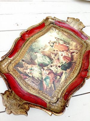 Florentijns dienblad goud en rood met handgrepen en Middeleeuwse schildering 