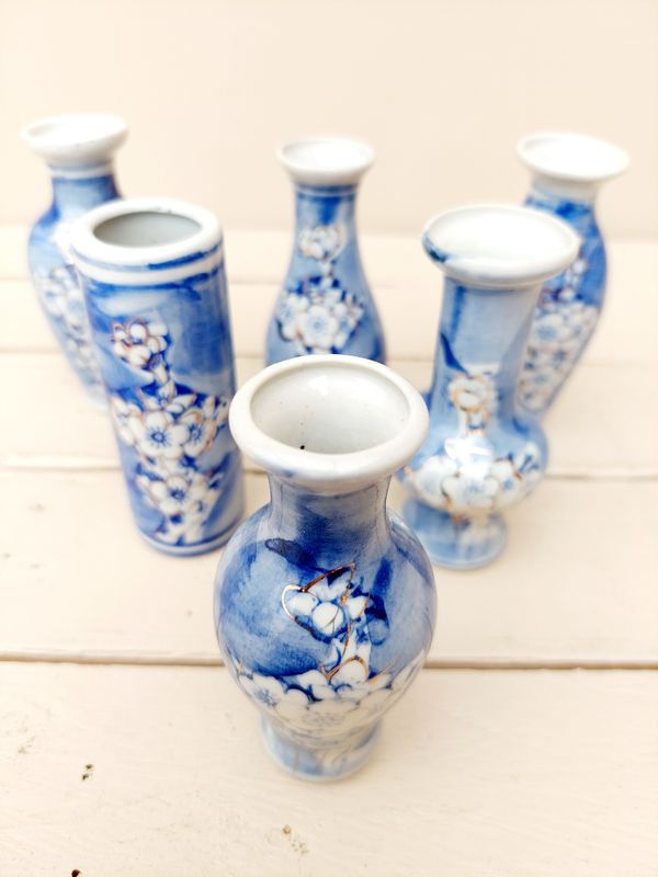 Mini vaasjes blauw wit porselein, set van 6 verschillende vaasjes