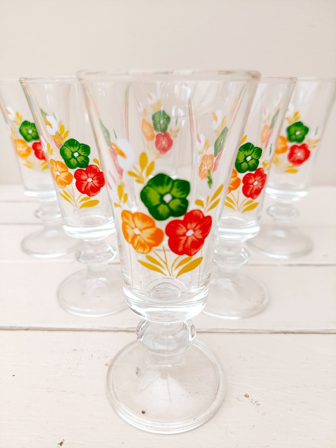 Vintage likeurglaasjes met bloemen decor - retro glaasjes - set van 6
