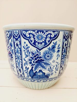 Antieke bloempot Petrus Regout Maastricht – porselein model M24, Delft
