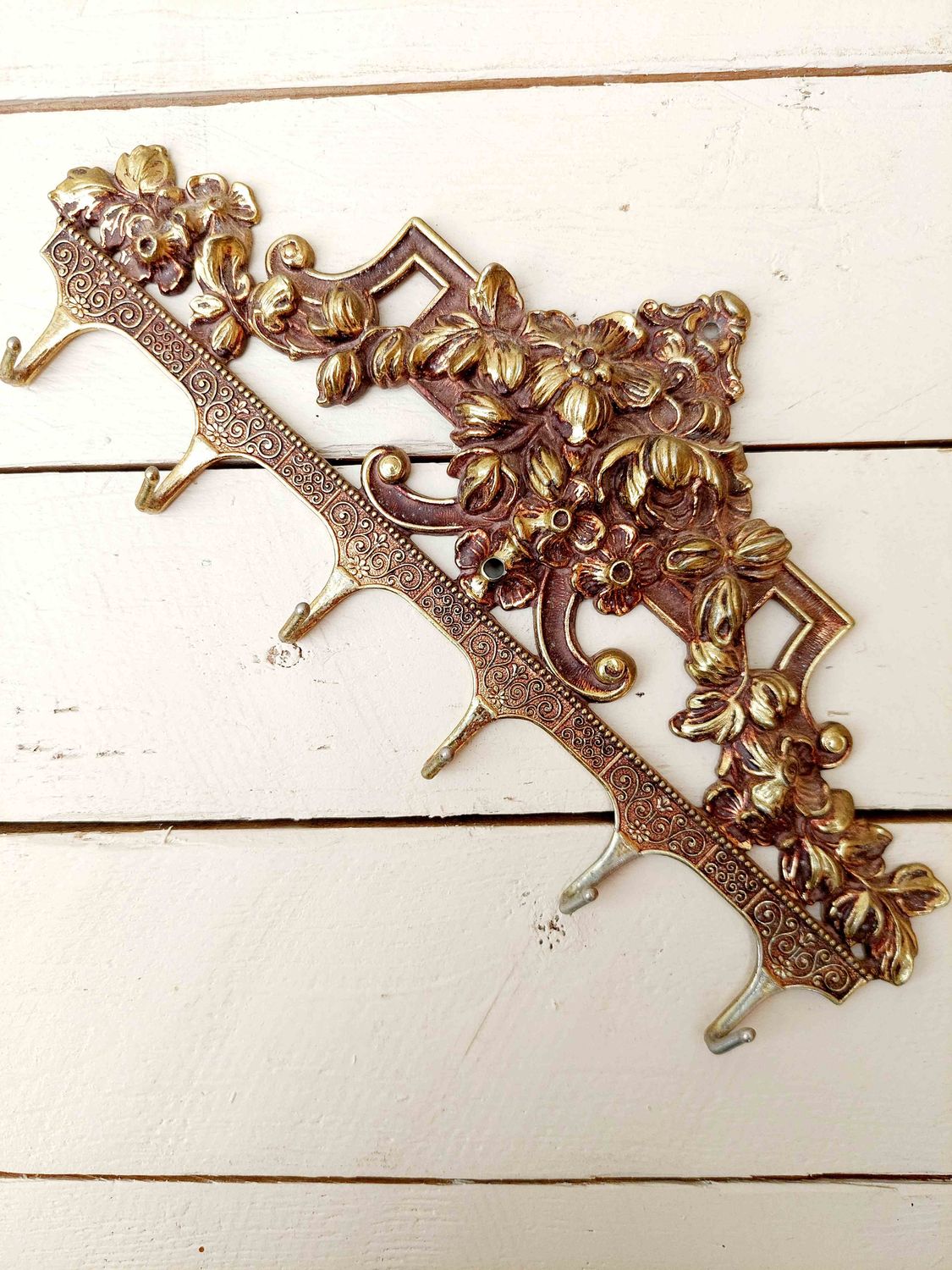 Sierlijke kapstok in messing met 6 haken - elegante wanddecoratie
