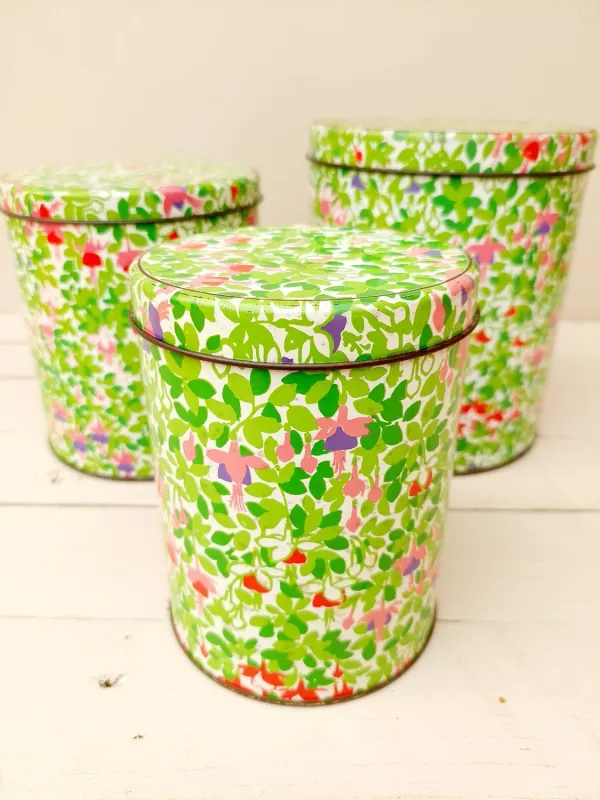 Vintage Engelse blikken – Regency Ware, met fuchsiabloemen en bladmotief, set van 3