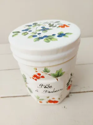Vintage snoeppot 'Boîte à Bonbons' in wit keramiek met bosvruchtendecoratie