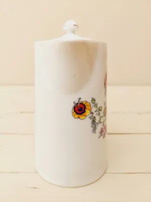 Kannetje Kwatta choco, met deksel en bloemendecoratie
