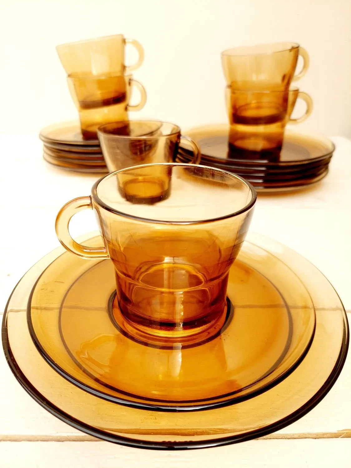 Vintage Duralex &quot;Mode&quot; thees- of koffieservies – rookglas – 18-delig – nieuw in doos