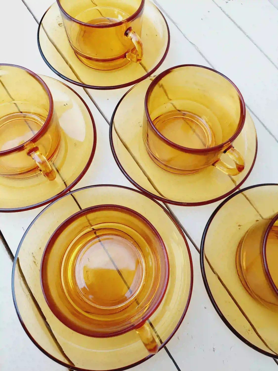 Vintage kop en schotel amberglas Vereco France, set van 5