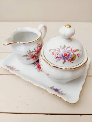 Roomstel met schaaltje Seltmann Weiden &#39;Barock&#39;, met veldbloemen en gouden randen